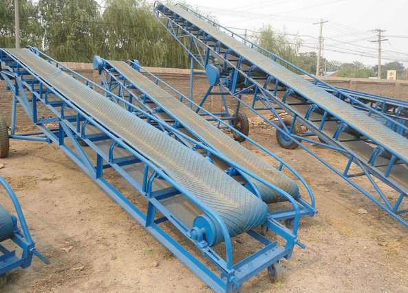 皮帶輸送機